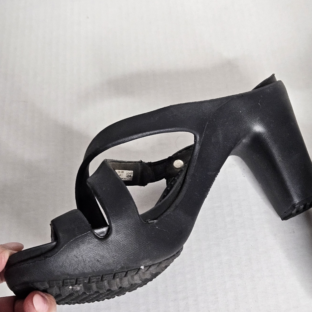Crocs Cyprus IV 4 High Heel Sandals Women 8 Black Straps Slides Boho Comfort - Picture 4 of 11